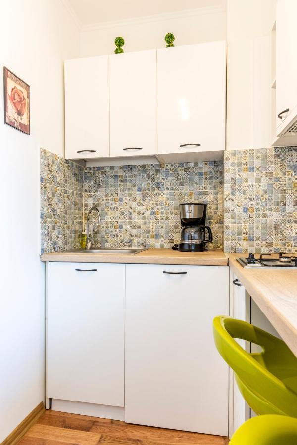 Apartment Piata Victoriei By Mrg Bucharest